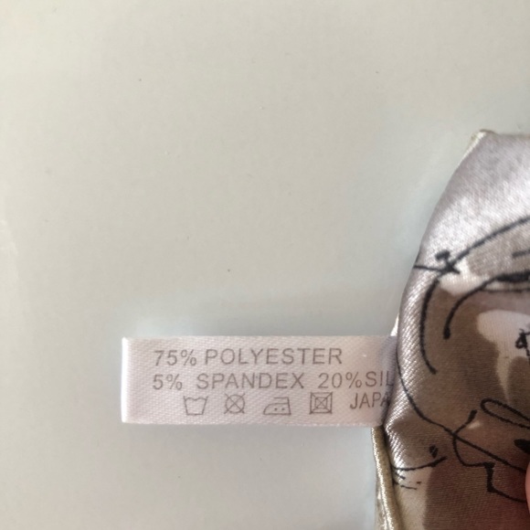 🍁Rare Style - All Season🍁Easy to Wear Scarf - Picture 4 of 8